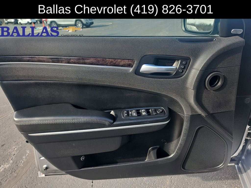 2014 Chrysler 300 300C