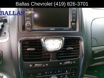 2012 Chrysler Town & Country Touring