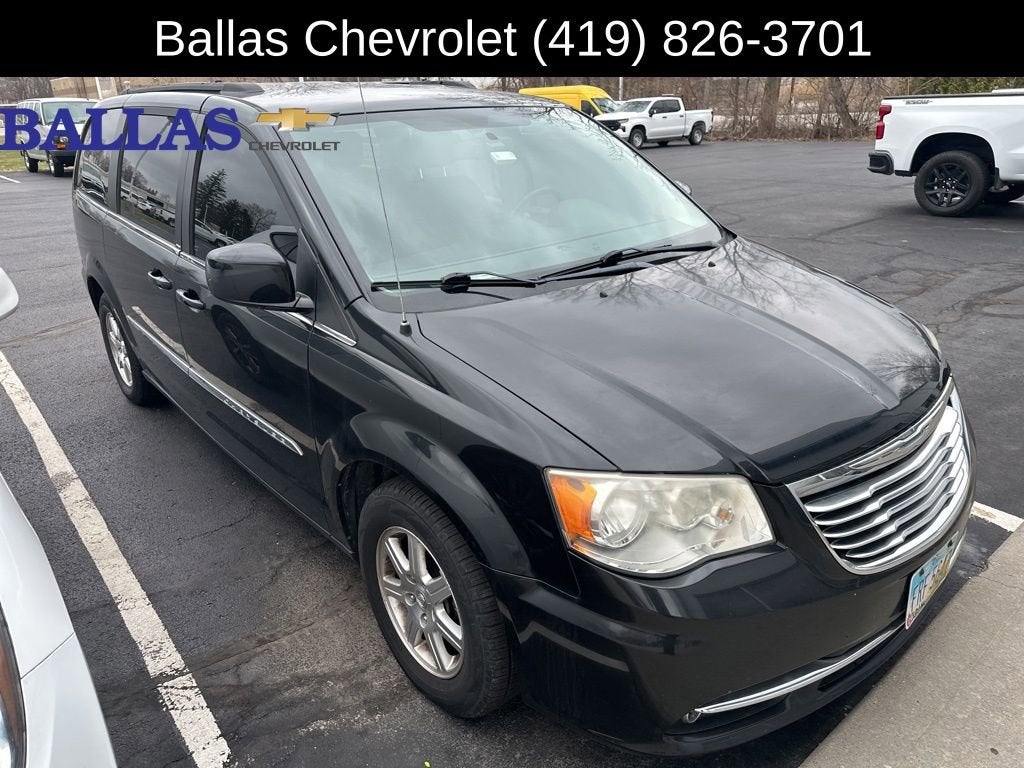 2012 Chrysler Town & Country Touring