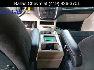 2012 Chrysler Town & Country Touring