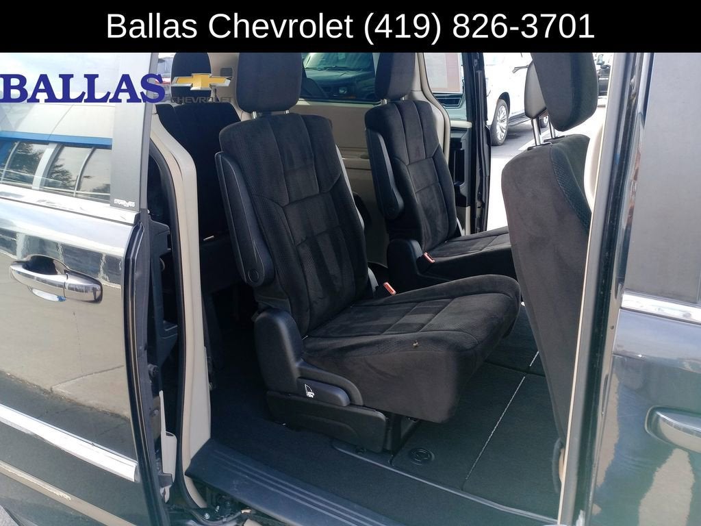 2012 Chrysler Town & Country Touring