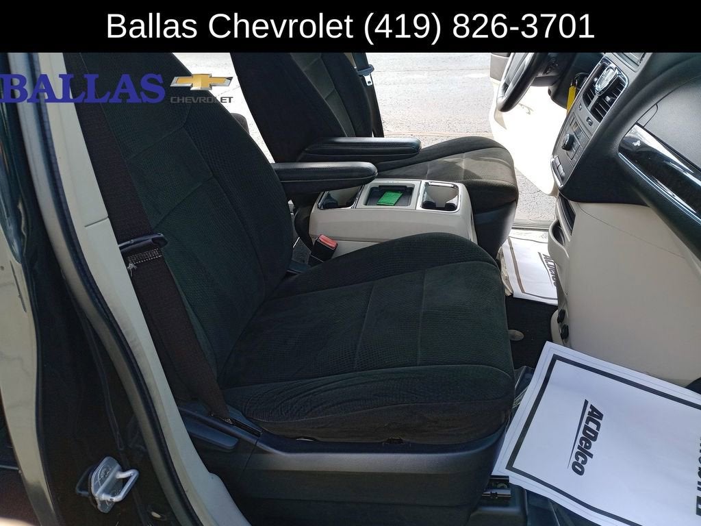 2012 Chrysler Town & Country Touring