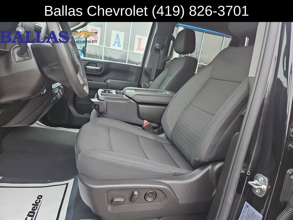 2025 Chevrolet Silverado 2500 HD Custom