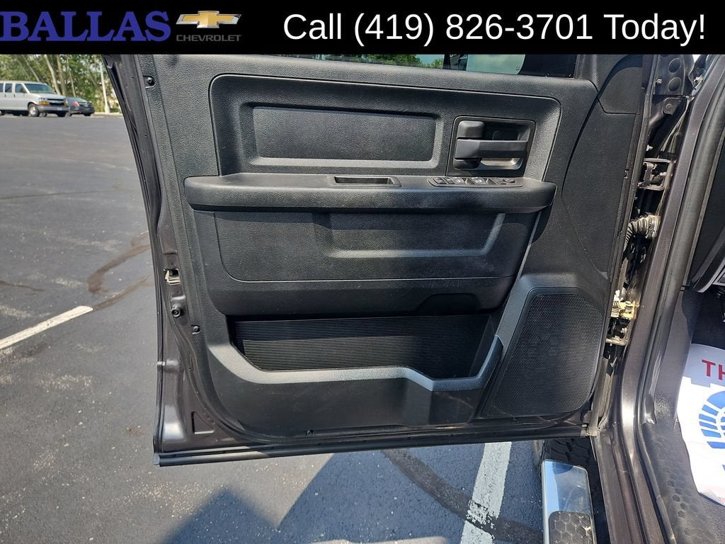 2020 RAM 2500 Tradesman Crew Cab 4x4 6'4" Box