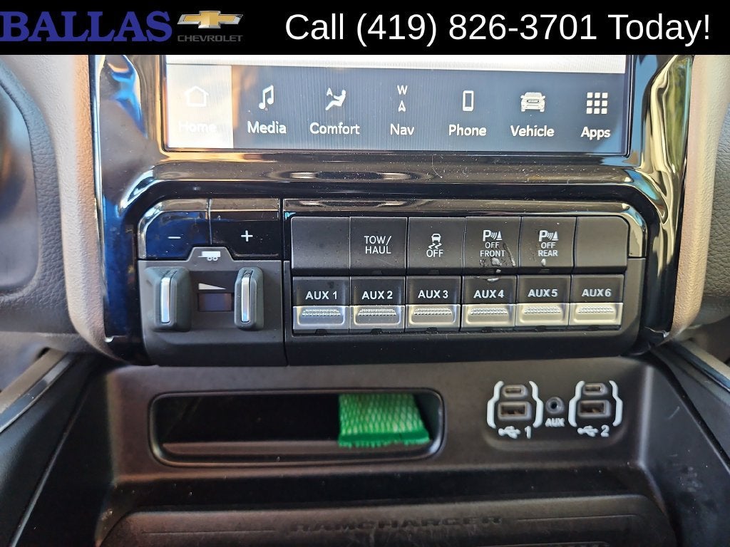 2024 RAM 2500 Laramie Crew Cab 4x4 6'4" Box