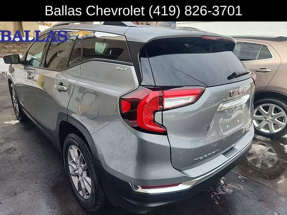 2024 GMC Terrain SLT