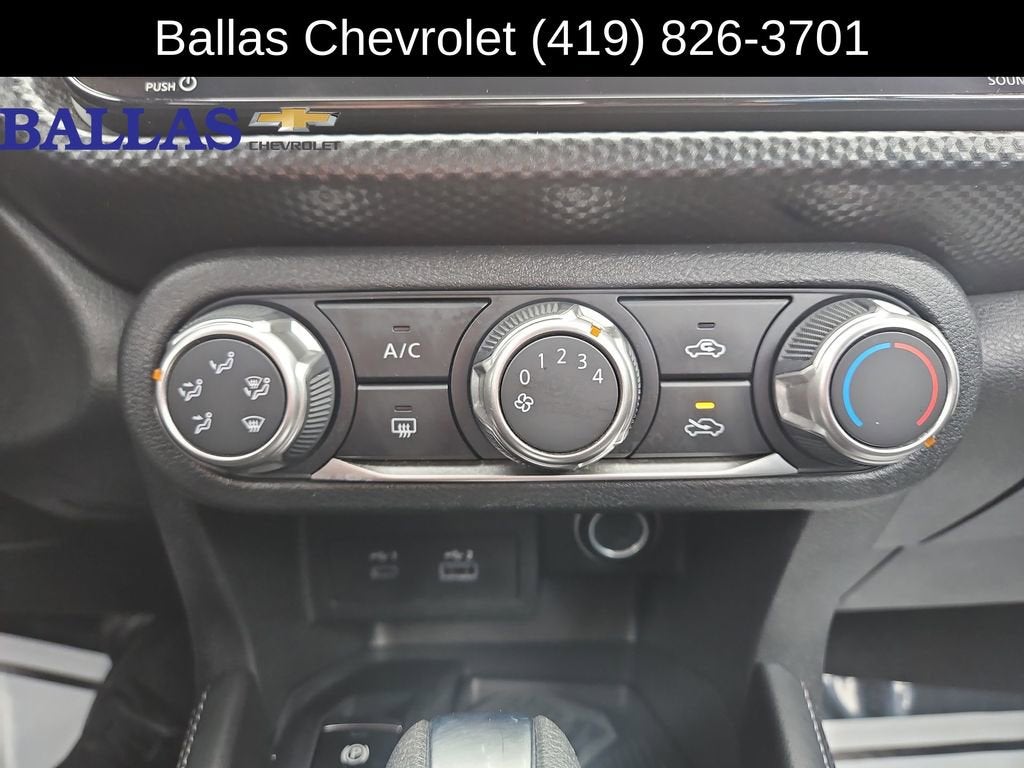 2024 Nissan Kicks SV Xtronic CVT