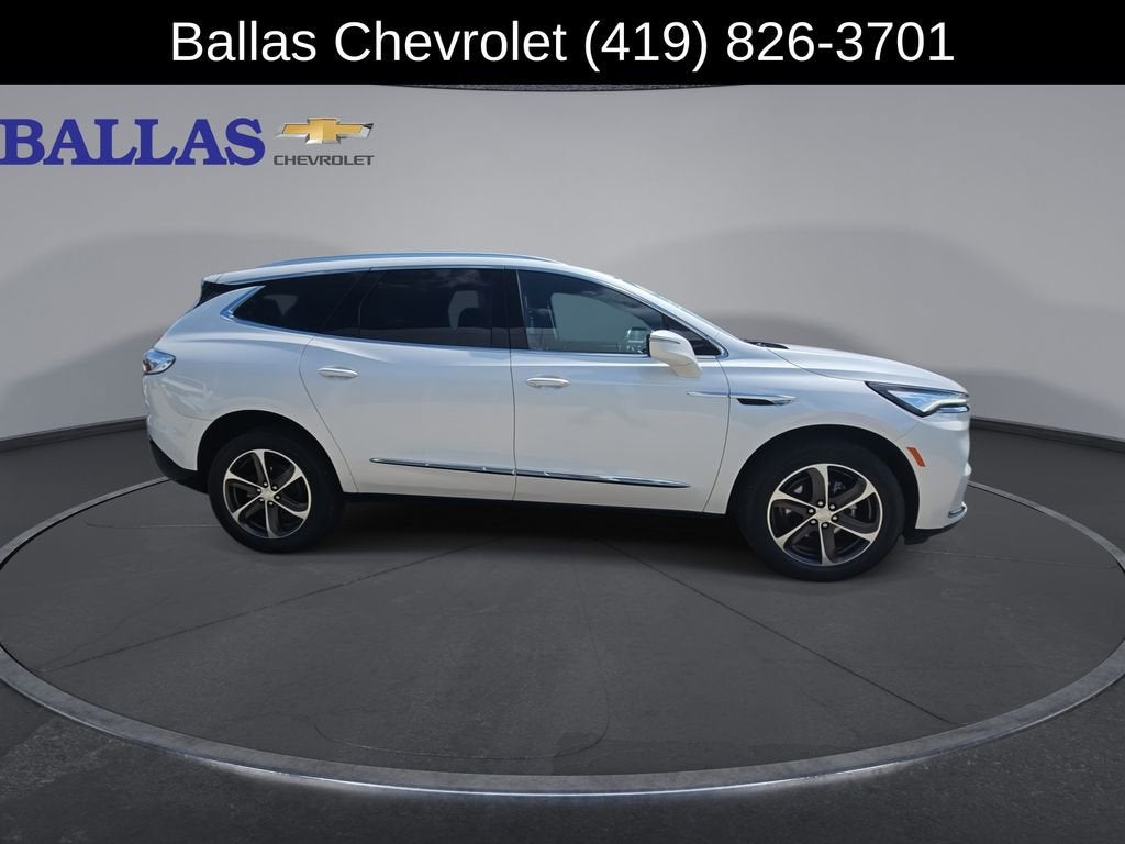 2022 Buick Enclave Essence