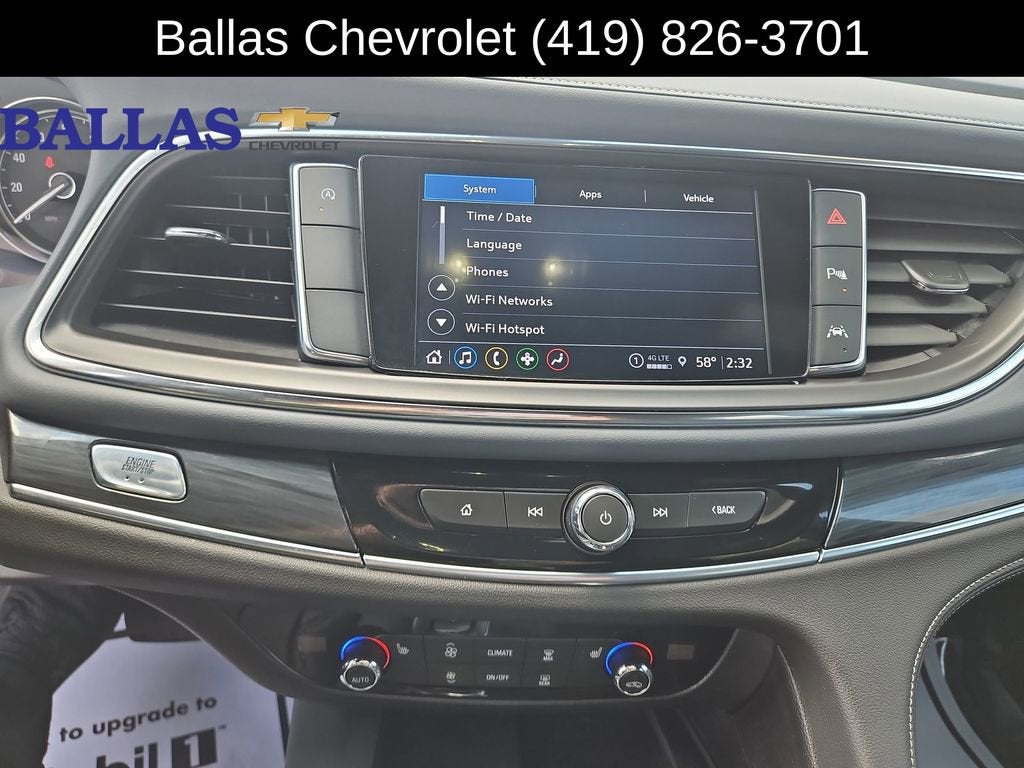 2022 Buick Enclave Essence