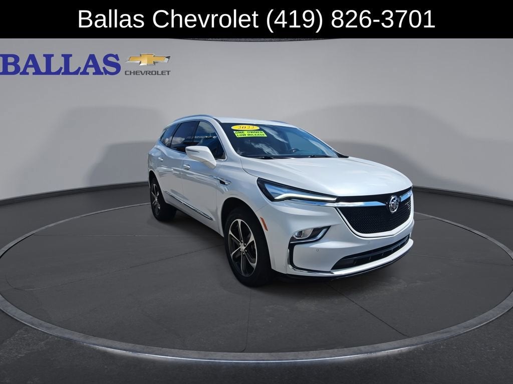 2022 Buick Enclave Essence