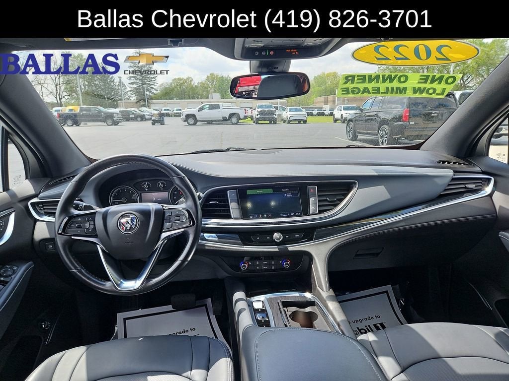 2022 Buick Enclave Essence