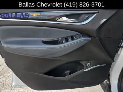 2022 Buick Enclave Essence