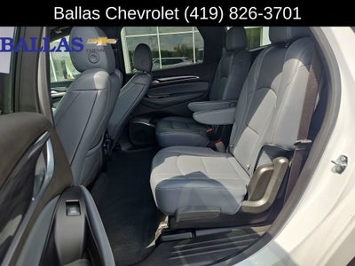 2022 Buick Enclave Essence