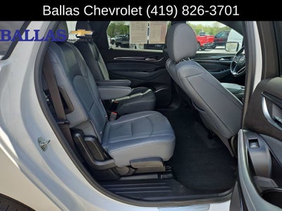 2022 Buick Enclave Essence