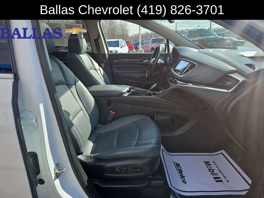 2021 Buick Enclave Essence