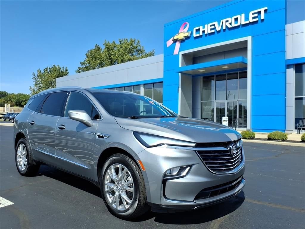 2023 Buick Enclave Essence