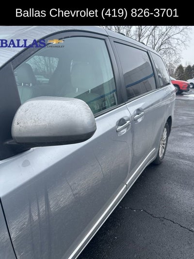 2012 Toyota Sienna XLE AAS
