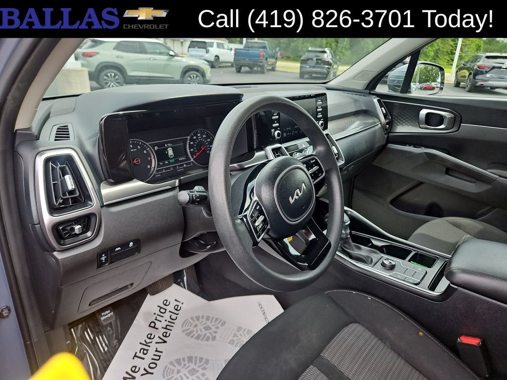 2023 Kia Sorento LX