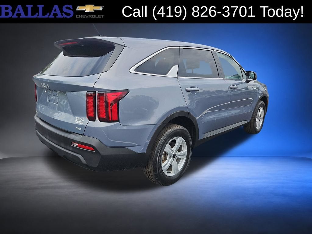 2023 Kia Sorento LX