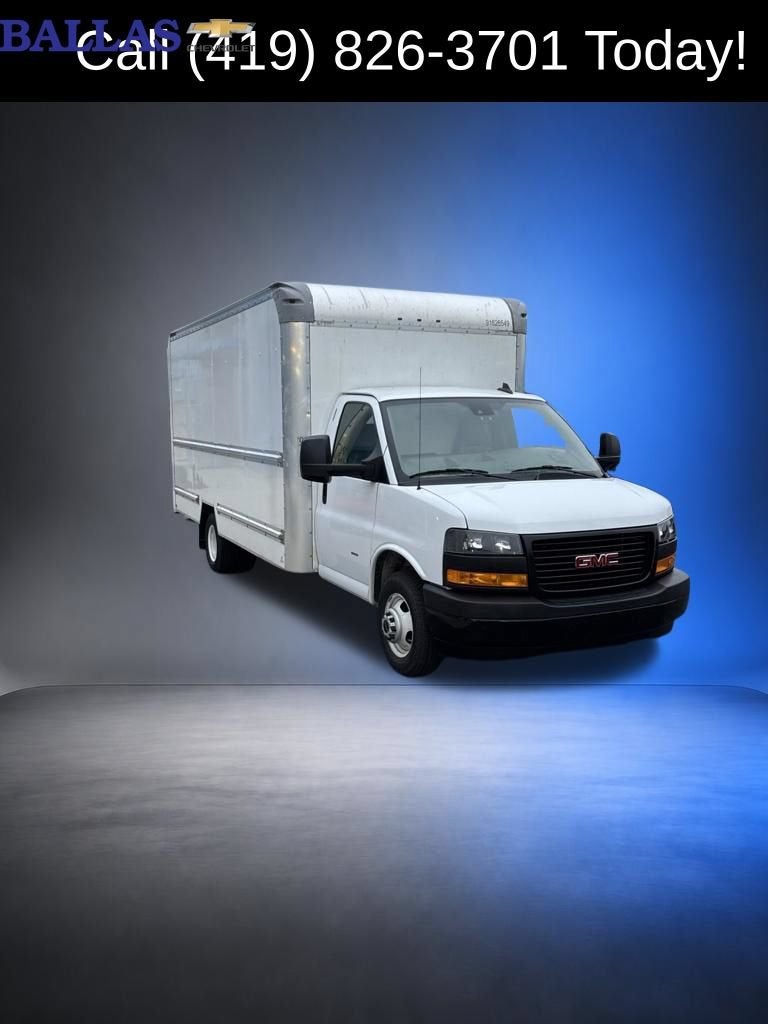 2022 GMC Savana Cutaway 3500 Work Van