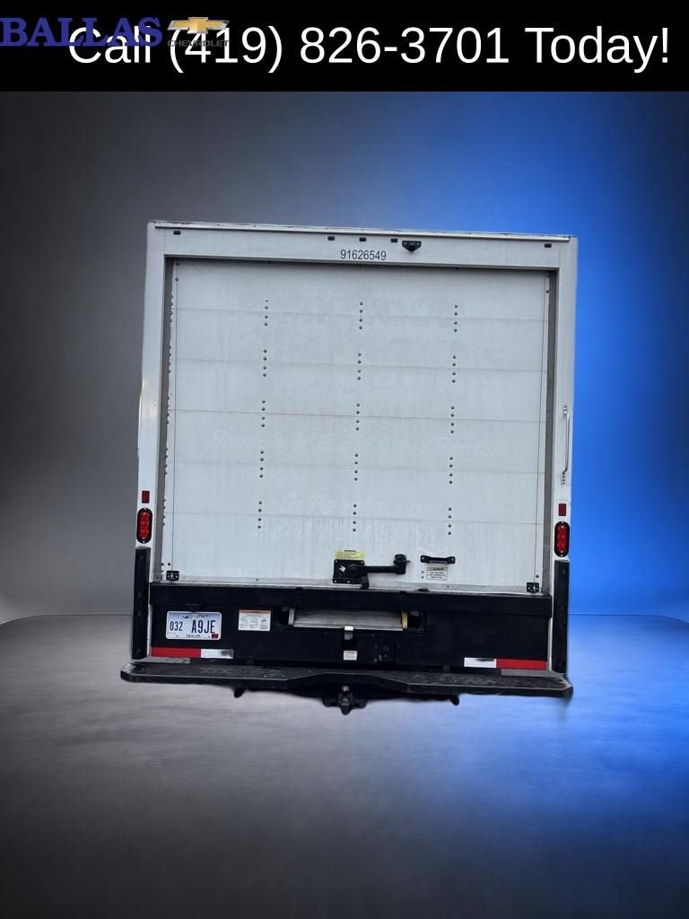 2022 GMC Savana Cutaway 3500 Work Van