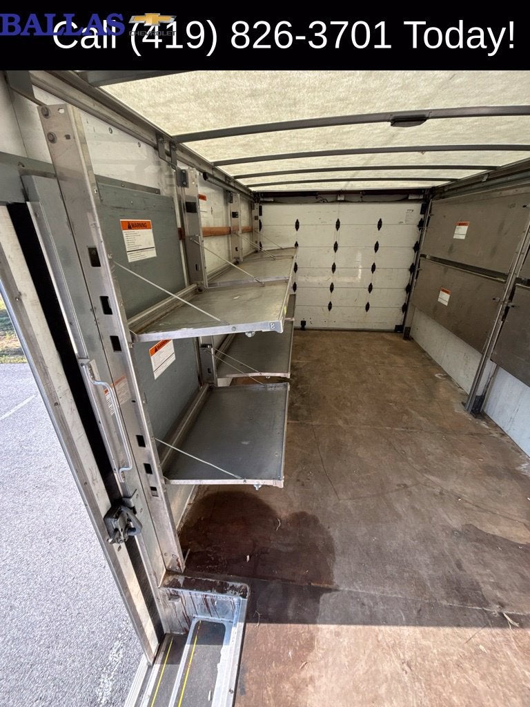 2022 GMC Savana Cutaway 3500 Gas